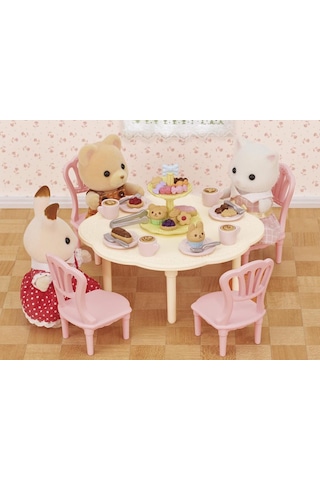 Adore Oyuncak Sylvanian Families Tatlı Parti Seti 5742