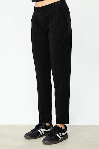 On Fashion Cebi Düğme Detaylı Dar Paça Kadın Pantolon 25y.on.pnt.56133.01 Siyah