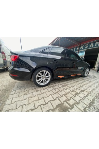 AUDİ A3 8V YAN MARŞPİYEL TAKIMI (2013-2016)