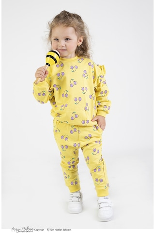 Harika Kids Kız Bebek&çocuk İki İplik Kumaş Kiraz Desenli Orta Kalınlıkta Örme Basic Oversize Alt Üst Eşofman Takımı 001