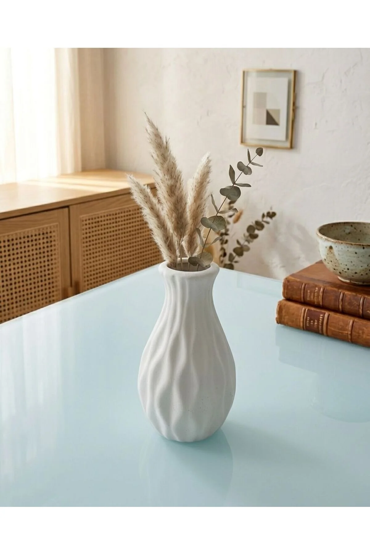 Minimalist Damla Formlu Dekoratif Taş Tozu Vazo Beyaz