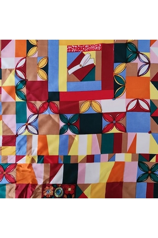 Hedea Mozaik Rüyası Saten Fular 70x70 Cm Çok Renkli