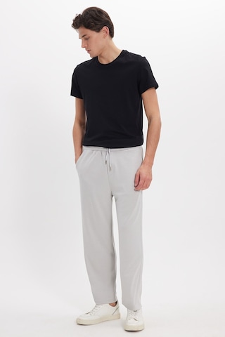 Tudors Erkek Taş Baggy Fit Rahat Kesim Modal Kumaş Soft Doku Beli Bağcıklı Yan Cepli Eşofman Altı-46295