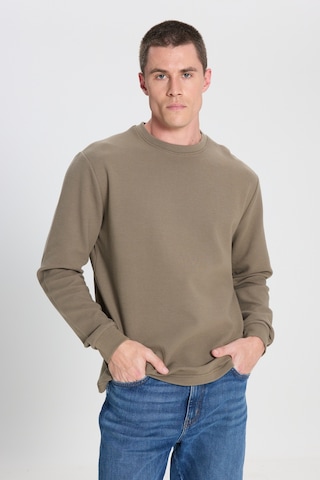 Wrangler Regular Fit Normal Kesim Bisiklet Yaka %100 Pamuk Haki Sweatshirt W242501801 Haki