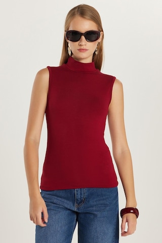 Tudors Kadın Regular Fit Klasik Kesim Viskon Kumaş Balıkçı Yaka Sıfır Kol Bordo Bluz-34816 Bordo