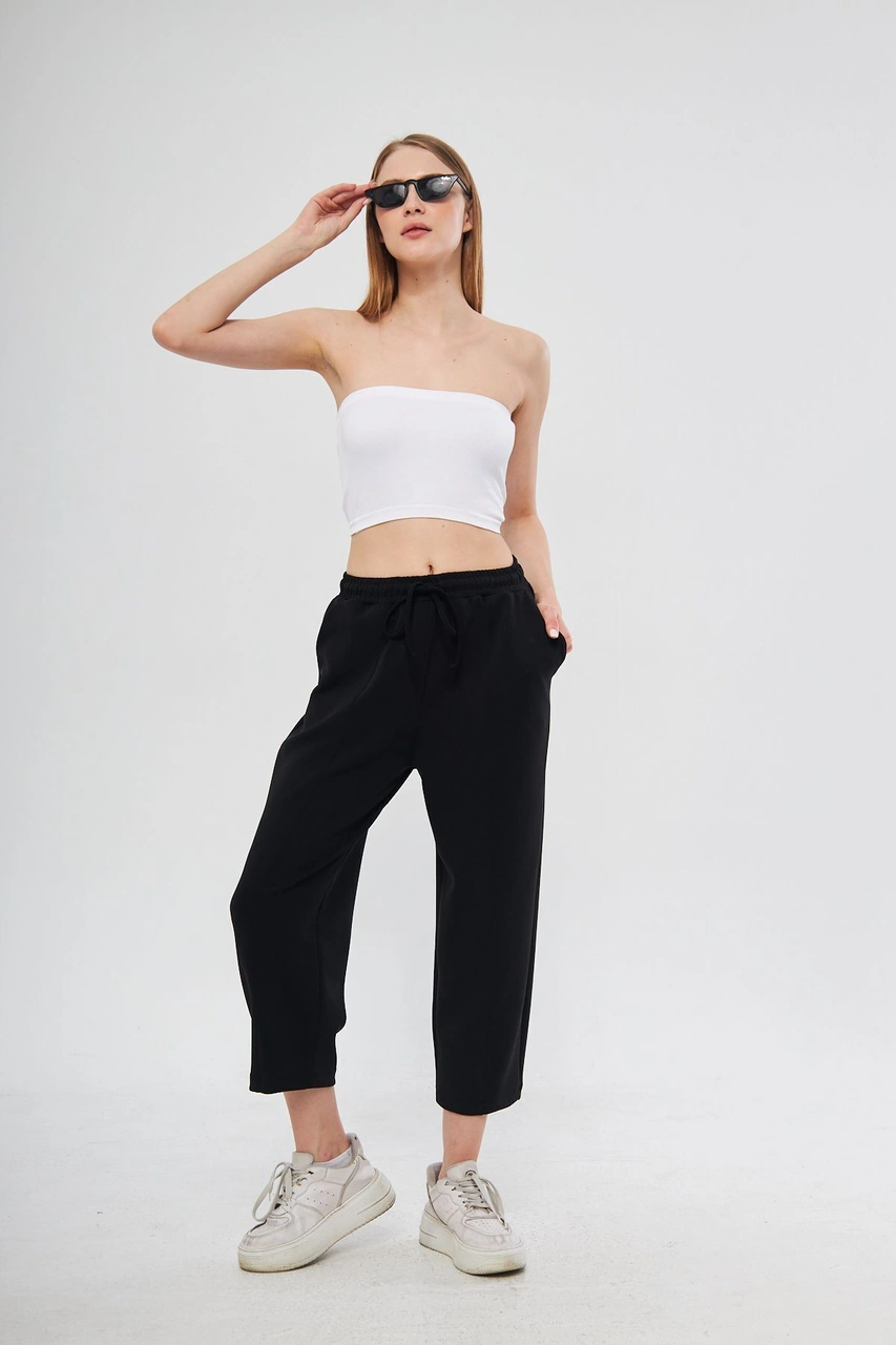 Haki Ultra Yumuşak, Dikiş Detaylı Havuç Kesim Bağcıklı Lastikli Bilek Boy Kadın Modal Pantolon Siyah