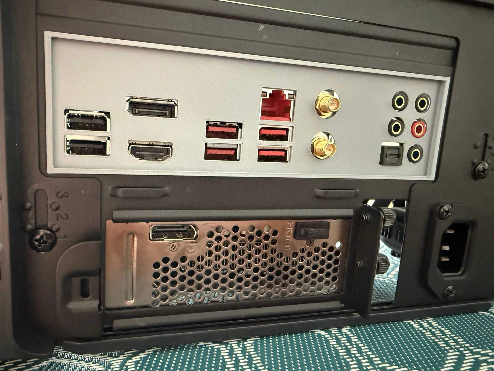 Msı Mpg Z390ı Gaming Edge Uyumlu Anakart Arka Aynası