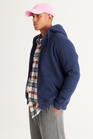 AC&Co / Altınyıldız Classics Erkek Standart Fit Normal Kesim Kapüşonlu Fermuarlı Sweatshirt - Lacivert