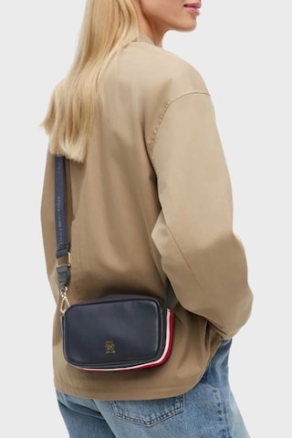 Tommy Hilfiger Logolu Çıkarılabilir Askılı Çanta Kadın Çanta Aw0aw18741 Dw6 Lacivert