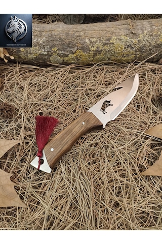 Kurtbey Outdoor Domuz Avcı İşlemeli Özel Üretim Ceviz Kabze Kılıflı Kamp Bıçağı 28 Cm Outdoor Tracking Knife Kahverengi