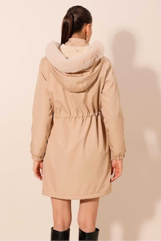 Gabria Kapüşonlu Kaban Bej