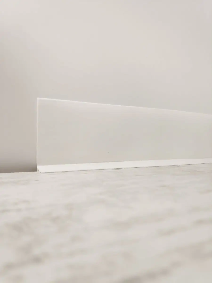 Domostroj 3 M Uzun Kendinden Yapışkanlı Yumuşak Esnek Pvc Süpürgelik 159185815