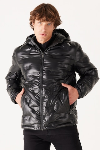 Wrangler Regular Fit Normal Kesim Kapüşonlu Siyah Şişme Mont W232274001 Siyah