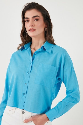 Lela Pamuk Ve Keten Karışımlı Regular Fit Önü Kısa Arkası Uzun Bayan Gömlek 6772867 Mavi