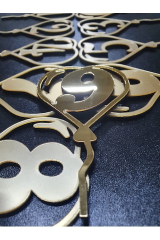 Sayılar Aynalı Gold Pleksi Pasta Süsü Lazer Kesim Her Biri 12x7 Cm