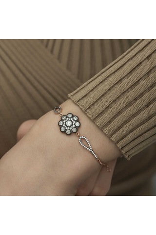 Cruse 925 Ayar Gümüş Rose Çiçek Desenli Elmas Montür Bileklik