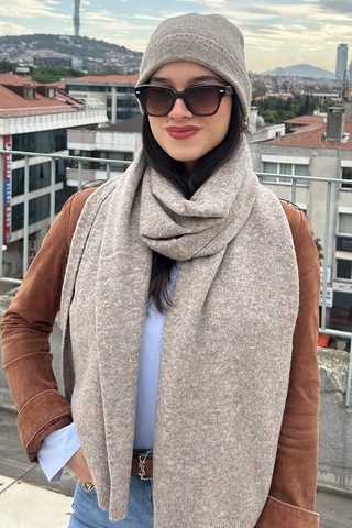 Mollycrush Kadın Kışlık Ekru Atkı Bere Seti Şık Örgü Set Gri