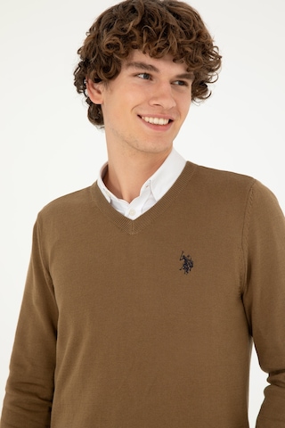 U.S. Polo Assn. Erkek Slim Fit V Yaka Haki Melanj Basic Kazak 50293512-VR125