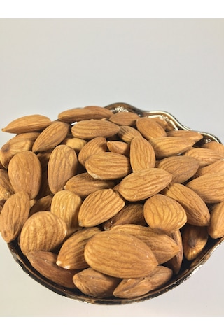 Sıddık Kırmacı Çiğ Badem İçi 1 KG