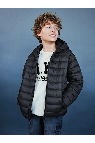 LC Waikiki Lcw Kids Siyah Kapüşonlu Erkek Çocuk Şişme Mont New Black