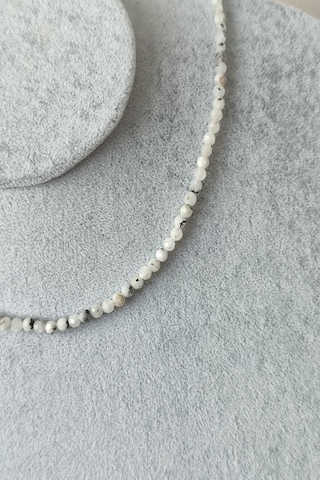 4 Mm Ay Taşı Doğaltaş Kolye 001 - Beyaz