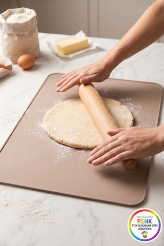 Silikon Pişirme Matı Büyük Boy Fırın Tepsisi Kaymaz Pişirme Kağıdı Alternatifi 42x32 Cm Çok Renkli