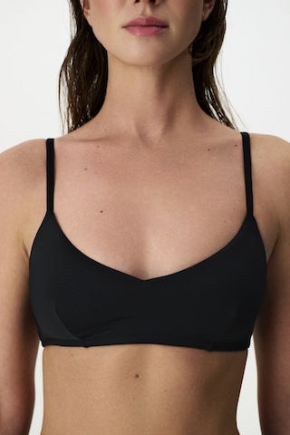Penti Siyah Front V Bikini Üstü
