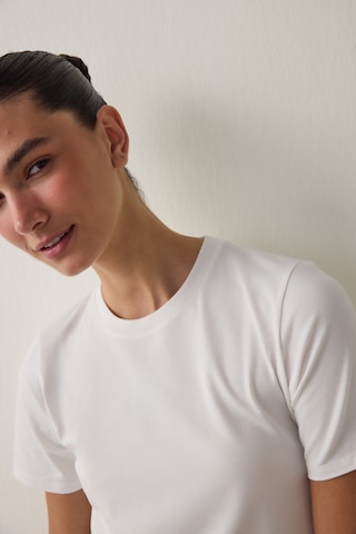 Penti Kırık Beyaz Basic Regular Fit Tişört