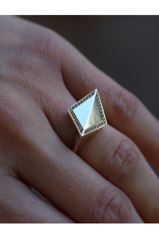 Yenigün Kuyumculuk 14 Ayar Altın Prizma Yüzük Yzk25724