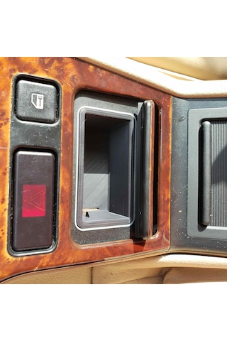 Bmw E39 Kulluk İç Kısım Siyah Renk Abs