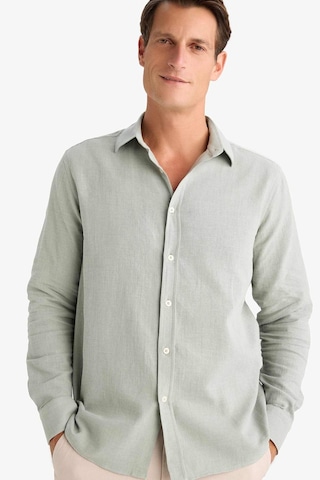 DeFacto %100 Pamuk Regular Fit İnce Kumaş Polo Yaka Uzun Kollu Gömlek D7394AX25SPKH499