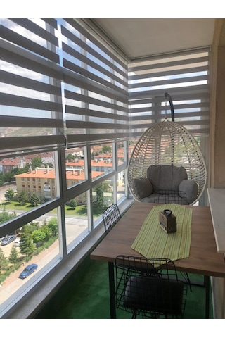 Yeşil Protokol Özel Kesim Kaymaz Tabanlı Balkon Halısı