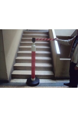 Delinatör, Koni Ve Dikme İçin İkaz Şeritli Mekanizma Kırmızı