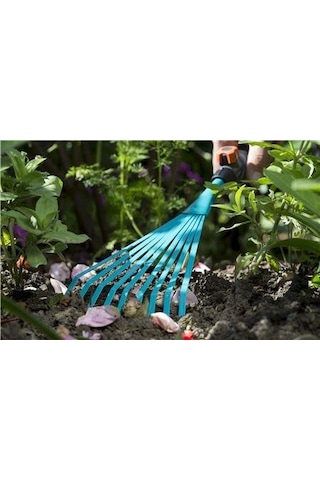 Gardena 8919-20 Tel Süpürge Tırmık 12 Cm Combi System