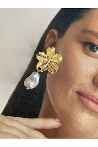 Pinery Jewels Yaprak Sallantılı İncili Paslanmaz Çelik Kadın Küpe Çifti Altın