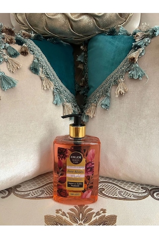 Eslem Love Kisses Duş Jeli 500 Ml 285 ML