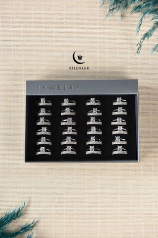 Kadın Taşlı Çift Yüzük Görünümlü Metal Yüzük Uzun Ömürlü,şık Tasarım 24 Lü Kutu Çok Renkli