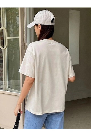 Clarity And Candor Baskılı Unisex Oversize T-shirt Bej