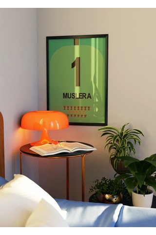 Muslera 1 Poster Tablo Siyah Çerçeveli