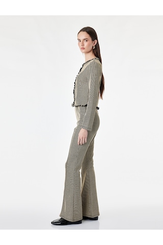Koton Slim Fit Uzun Kollu Bisiklet Yaka Parıltılı Düğmeli Fırfırlı Bluz Siyah Çizgili 7wak30009uk Bsl