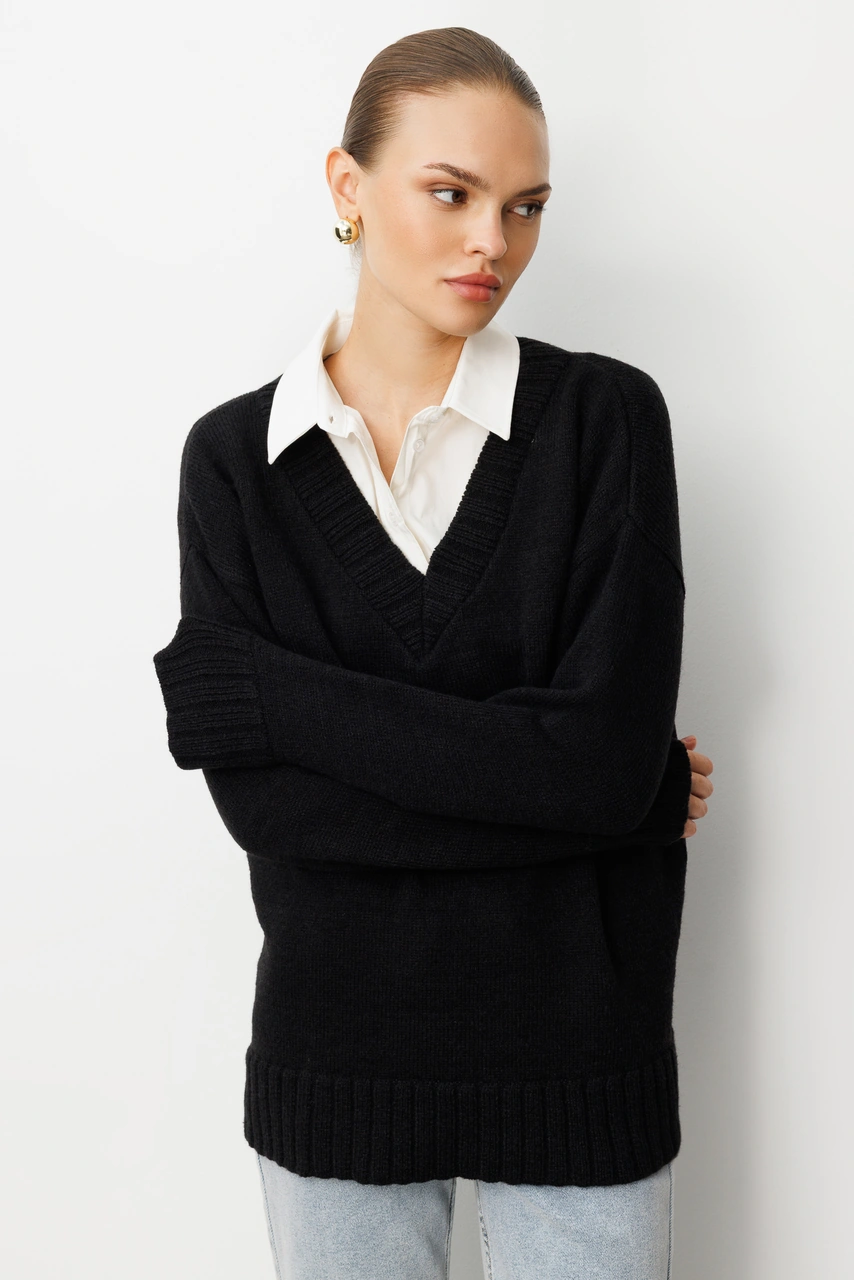 Mizalle V Yaka Oversize Siyah Triko Kazak Siyah