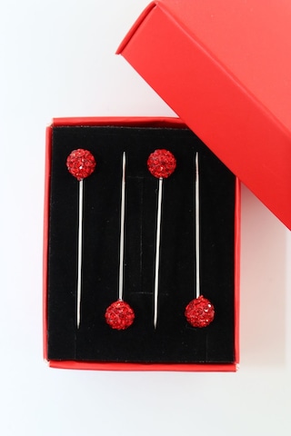 Numetal 4 Lü Kırmızı Taşlı Eşarp İğnesi. Şal İğnesi. Türban İğnesi. Başörtü İğnesi. Eşarp Ve Şal İğnesi. Kırmızı