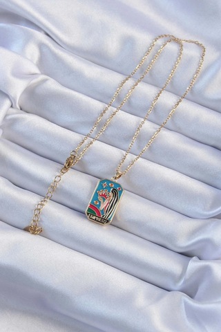 316l Çelik Zincir Gold Renk Taç Ve Kız Figürlü Renkli Mineli Tarot Kolye çok renkli