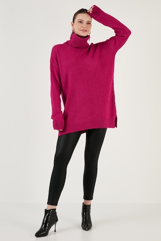 Lela Regular Fit Yanları Yırtmaçlı Boğazlı Yaka Uzun Triko Bayan Kazak 4616141Y Fuşya