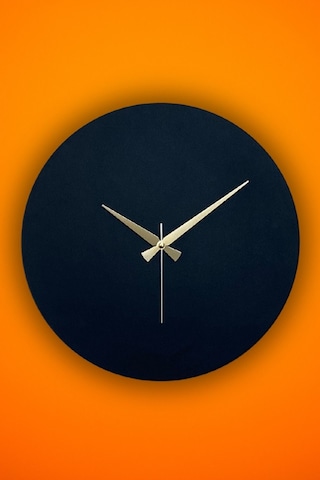 Round Model Modern Metal Sıvama Akar Sessiz Mekanizmalı Duvar Saati 40 40 Cm Siyah