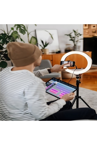 Smaylıng 10 İnç Led Ring Light Halka Işık + 2.1m Tripod Ayak + Telefon Tutucu + Bluetooth Kumanda 3 Mod 10 Kademe Işık