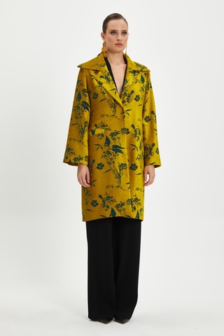 Kadın Çiçek Desenli Kaban - Geniş Yaka Detaylı, Zarif Ve Modern Tasarım - Özel Gün Ve Günlük Kullanım İçin İdeal Yeşil