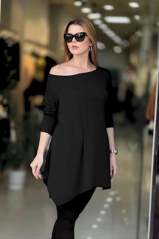 Kayık Yaka Asimetrik Bluz Siyah