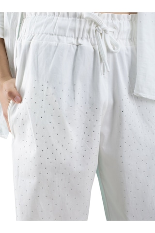 İrem Çocuk Giyim Kız Çocuk Taş Detaylı Beli Lastikli Cepli Ekru Renk Oversize Pantolon Ekru