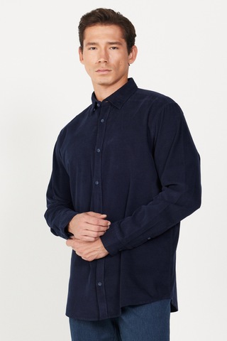 AC&Co / Altınyıldız Classics Erkek Lacı Comfort Fit Rahat Kesim Gizli Düğmeli Yaka %100 Pamuk Gömlek Lacivert